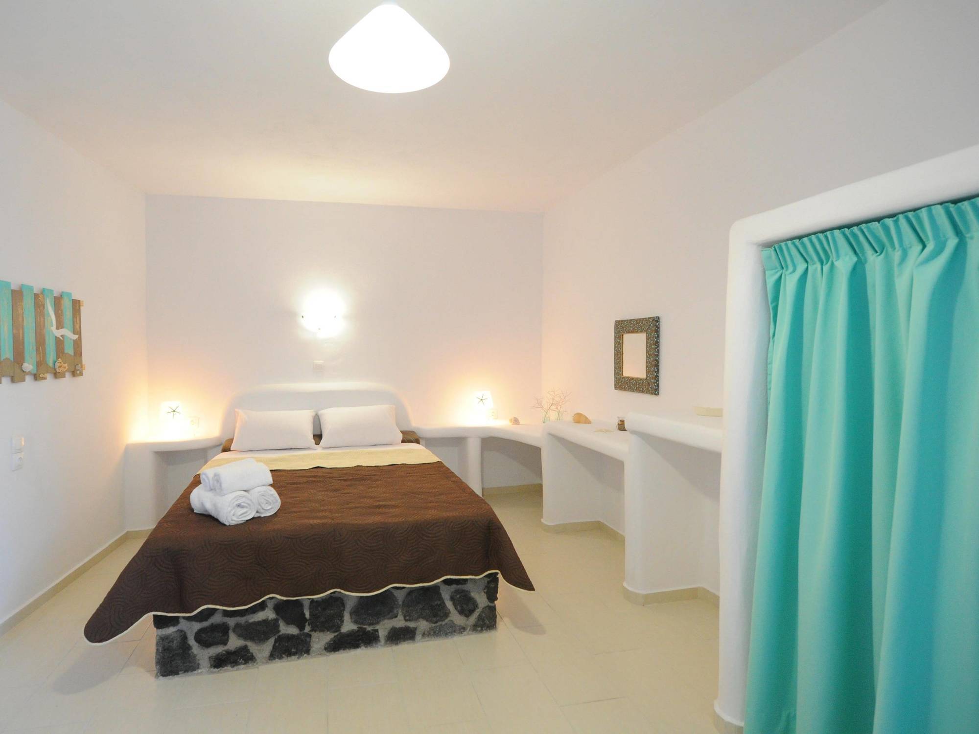 Manias Fira Residences מראה חיצוני תמונה